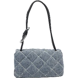 حقائب مارك جاكوبس.. زرقاء