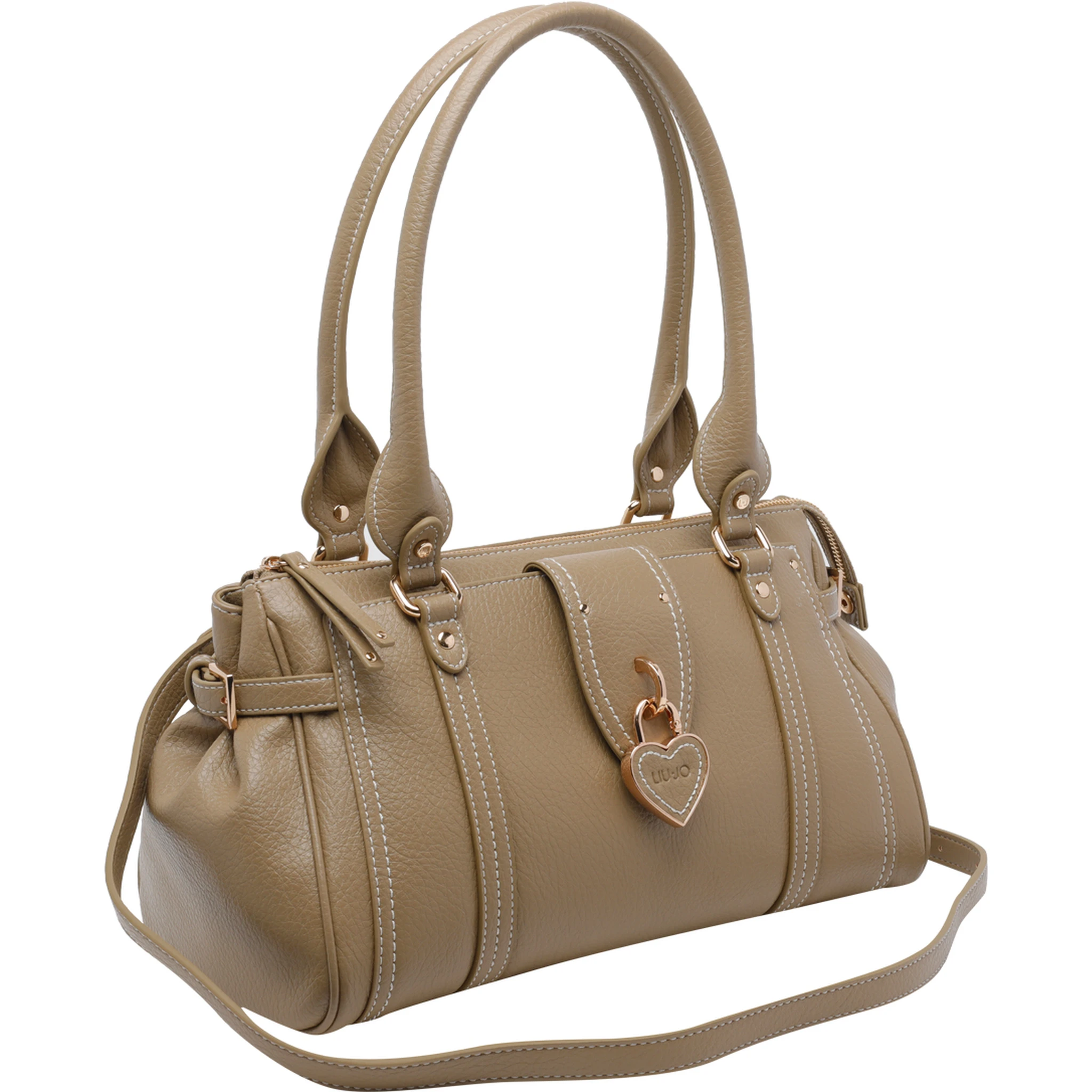 حقائب ليو جو.. خضراء