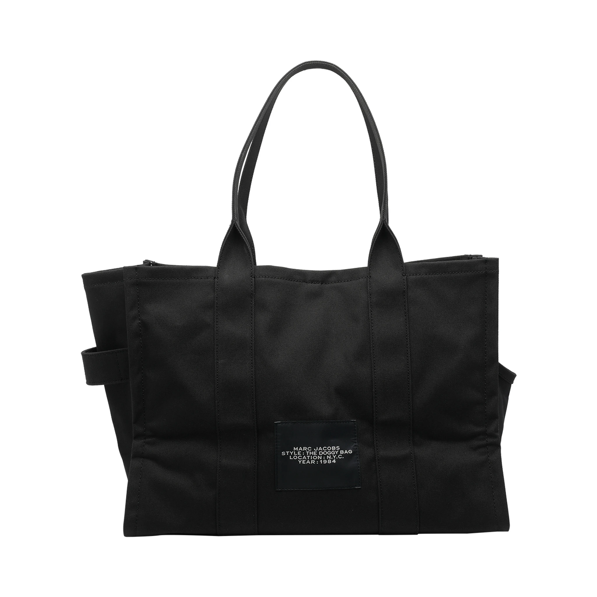 حقائب مارك جاكوبس.. سوداء