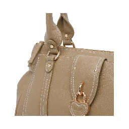 حقائب ليو جو.. خضراء