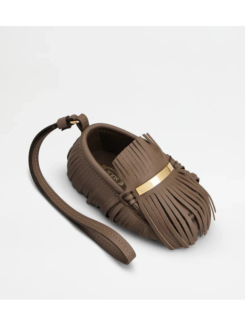 "Gommino" leather charm