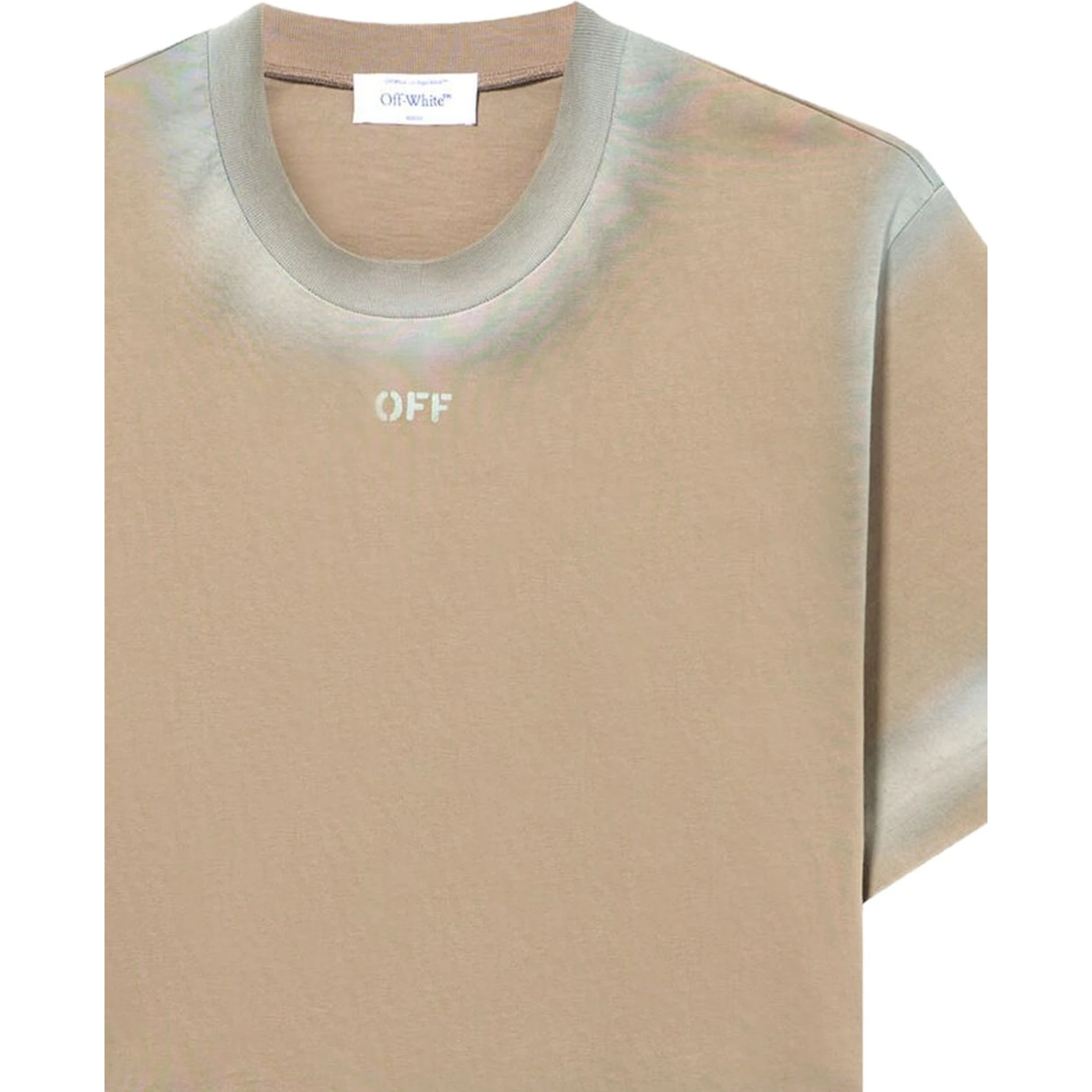 تيشيرتات وبولو من ماركة أوف وايت باللون البيج