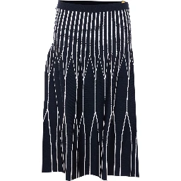 إليزابيتا فرانكي التنانير السوداء