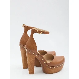 Lola platform pumps