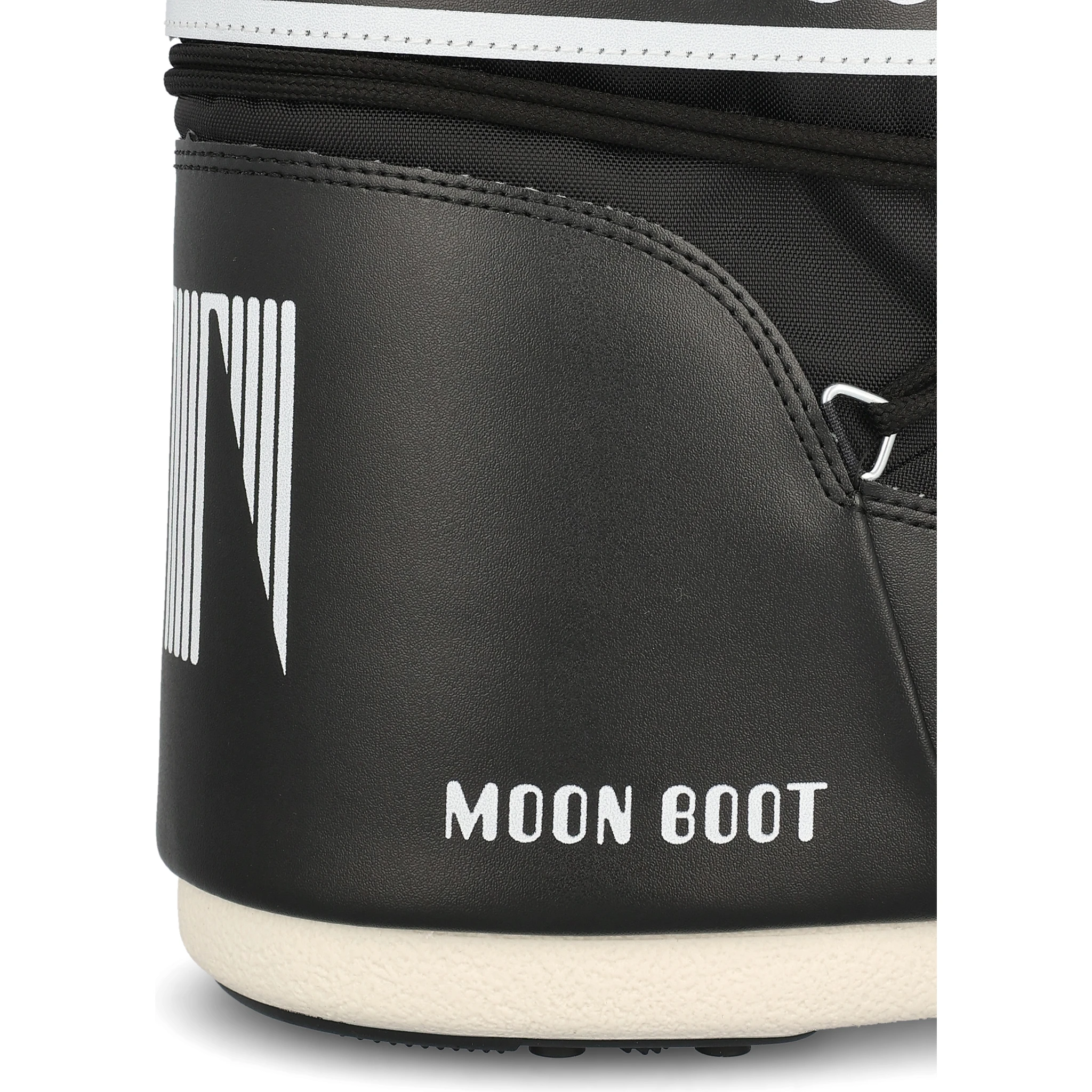 MOON BOOT