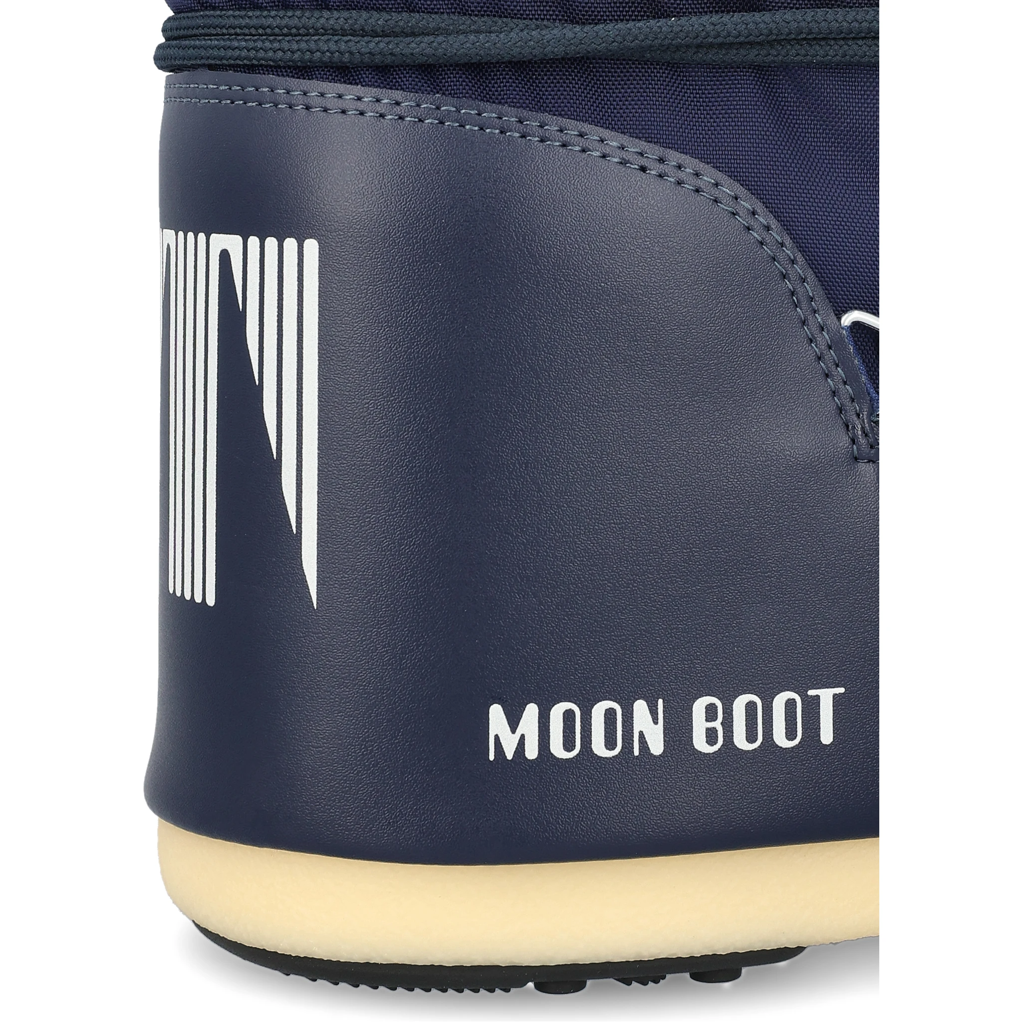 MOON BOOT