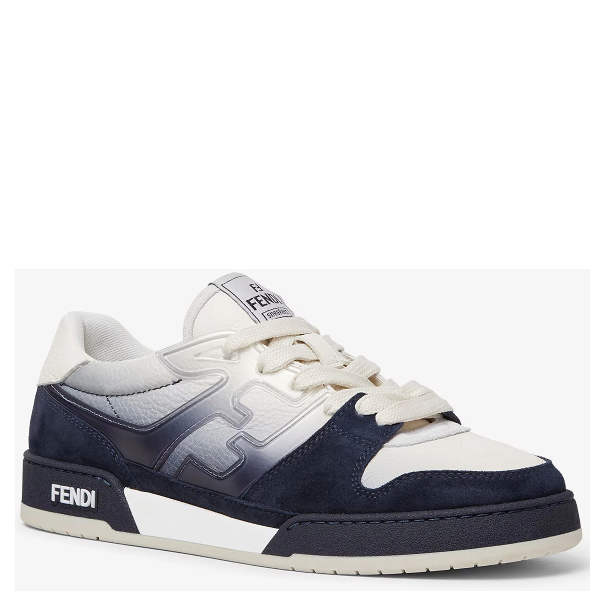 حذاء رياضي أبيض من فندي