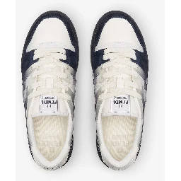 حذاء رياضي أبيض من فندي