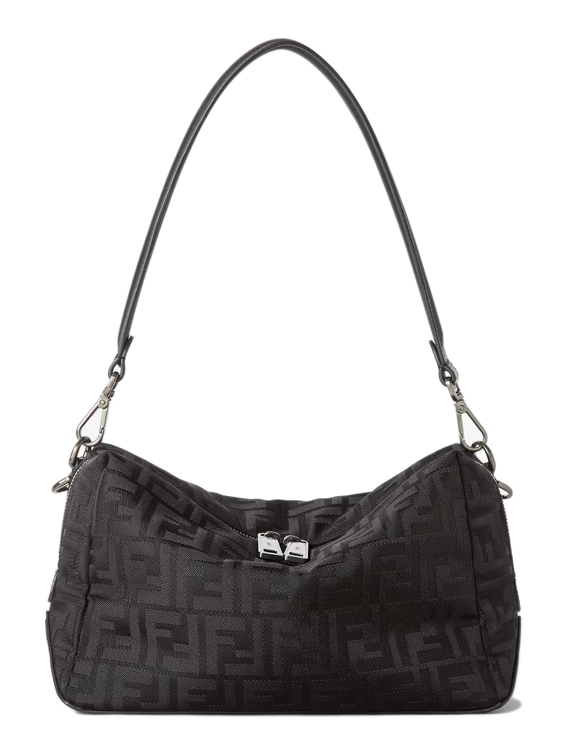 حقائب فندي.. أسود