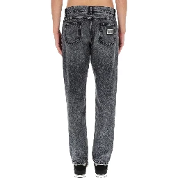 JEANS IN DENIM