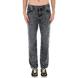JEANS IN DENIM