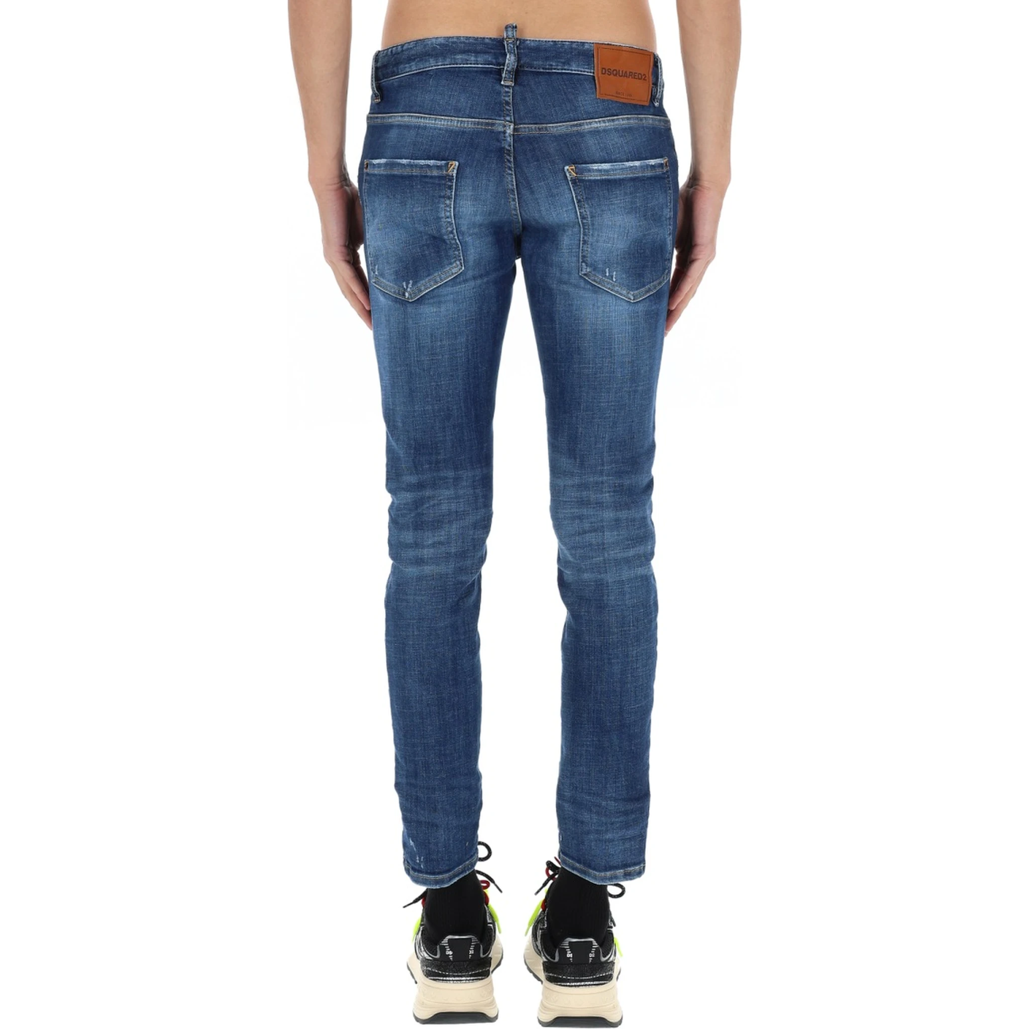 SKATER JEANS