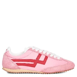 أحذية رياضية من بروكس 1949