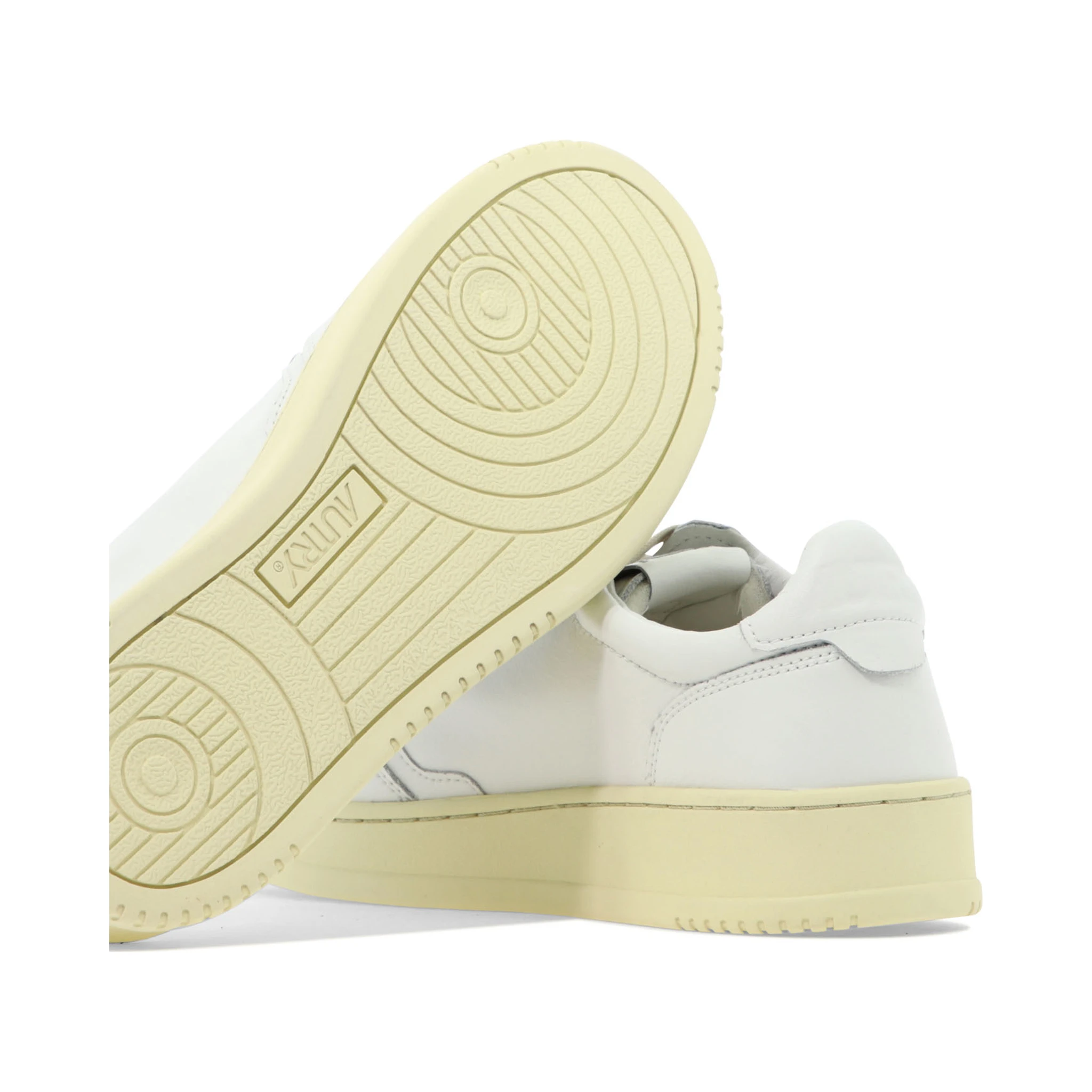 "Medalist Low" sneakers