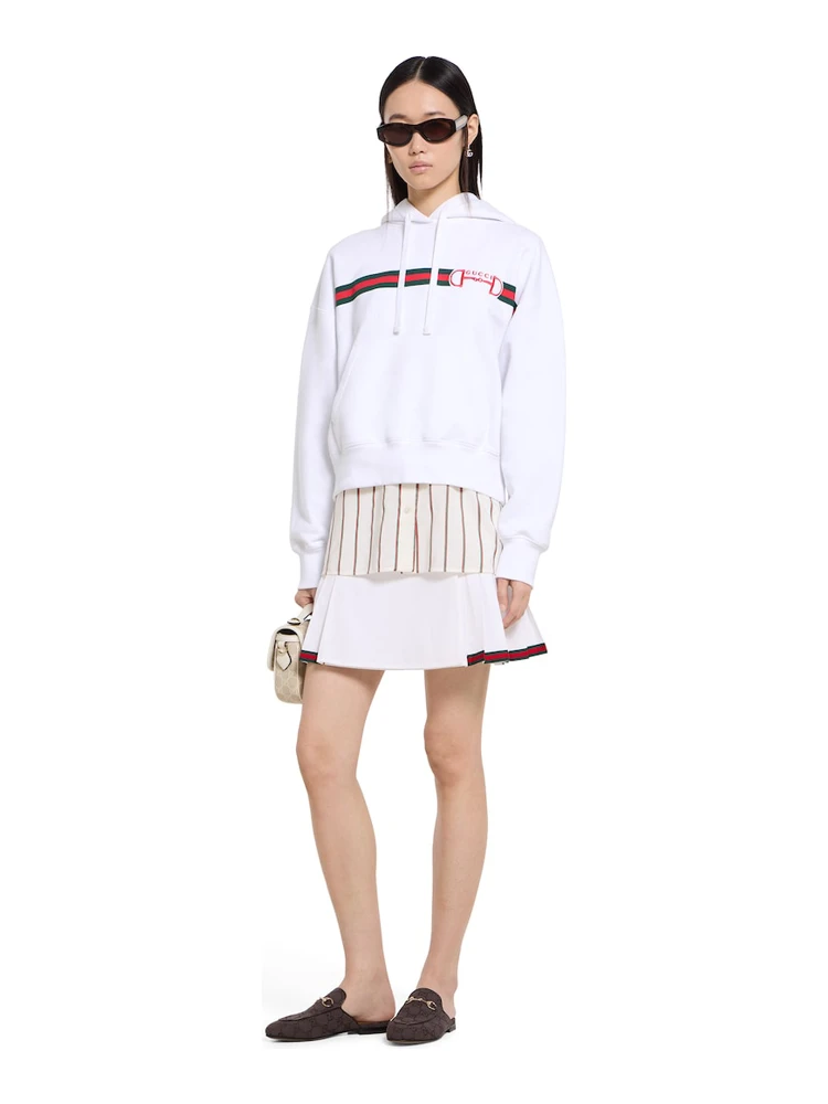 كنزات غوتشي بيضاء alternative