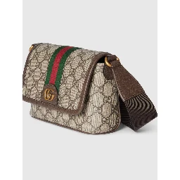 Gucci Bags.. Beige