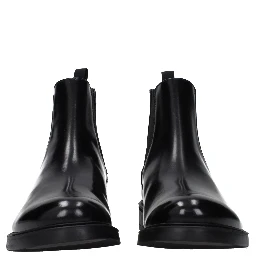 حذاء كاحل من الجلد الأسود