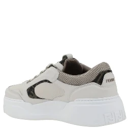 حذاء رياضي منخفض من جلد العجل الأبيض من بوس توروس