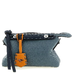 حقائب فندي.. أزرق