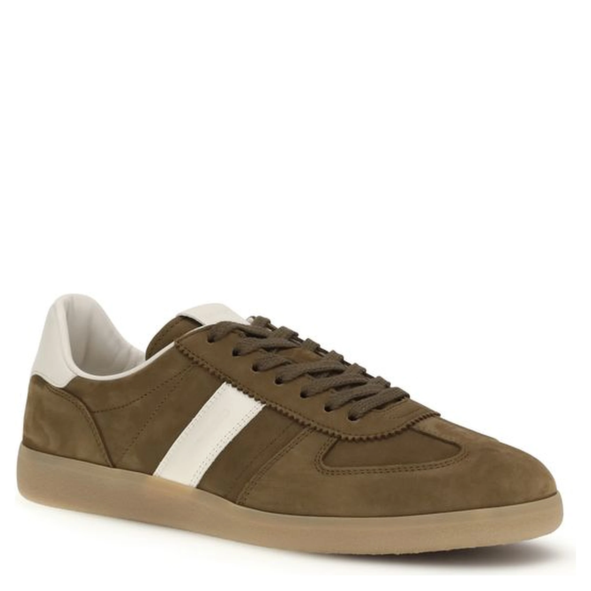 حذاء رياضي منخفض من جلد العجل البني من بوس توروس