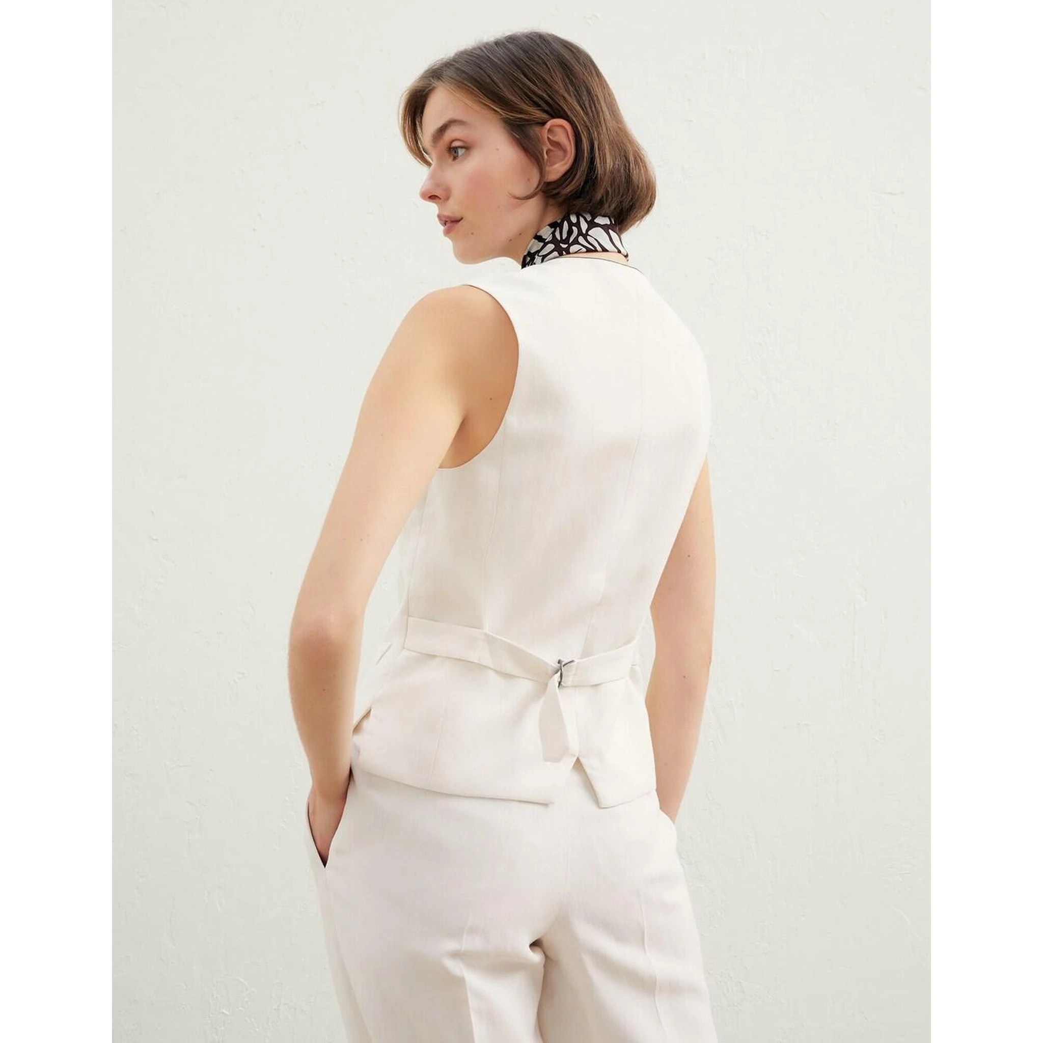 Beige Viscose Sleveless Jacket