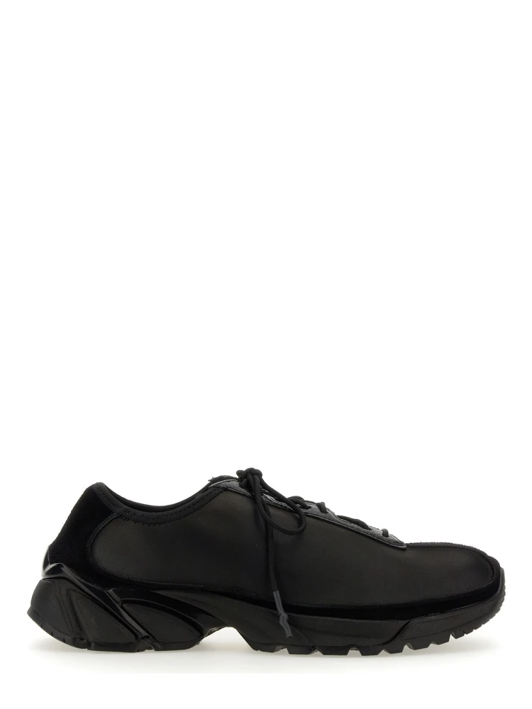 "KLOVE" SNEAKER
