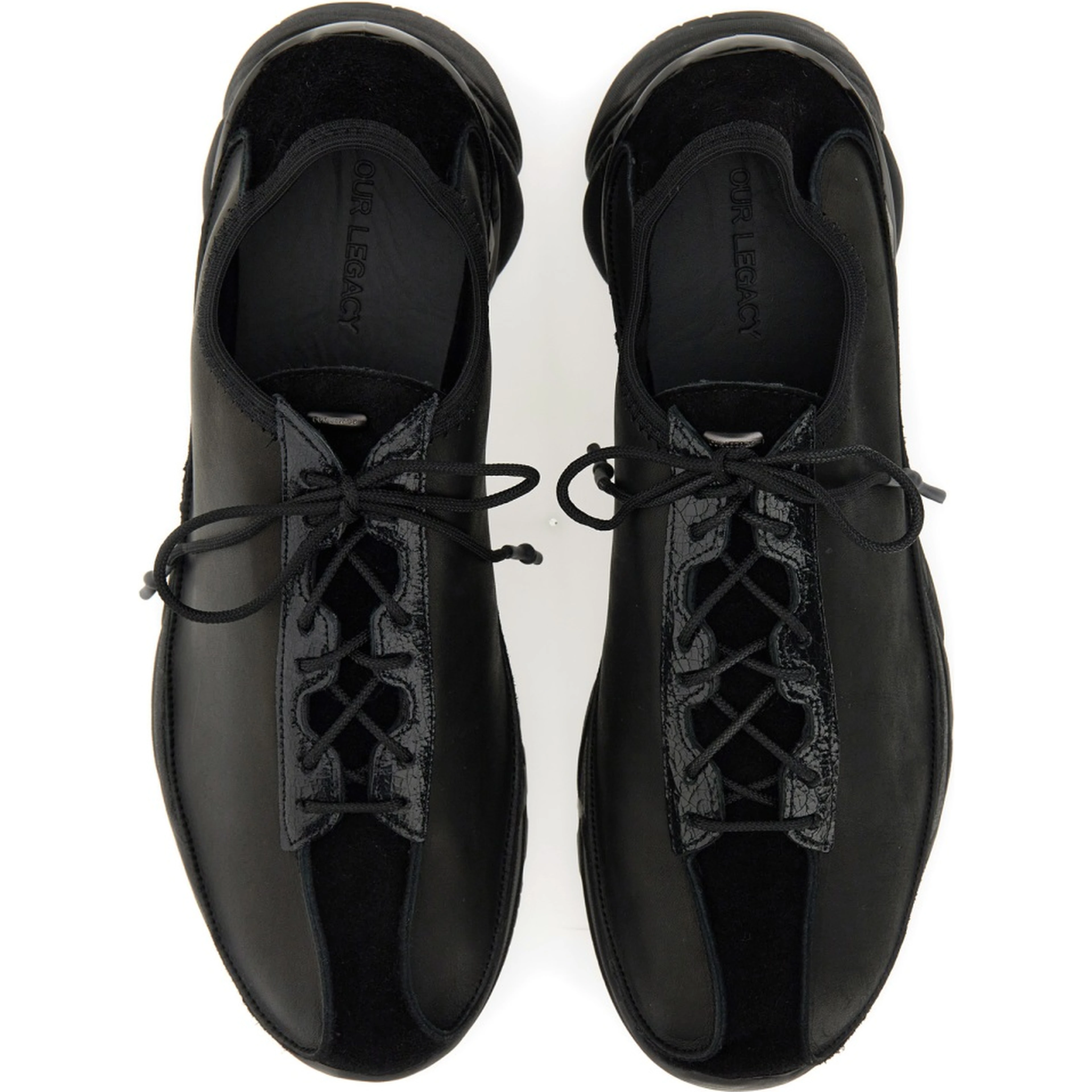 "KLOVE" SNEAKER
