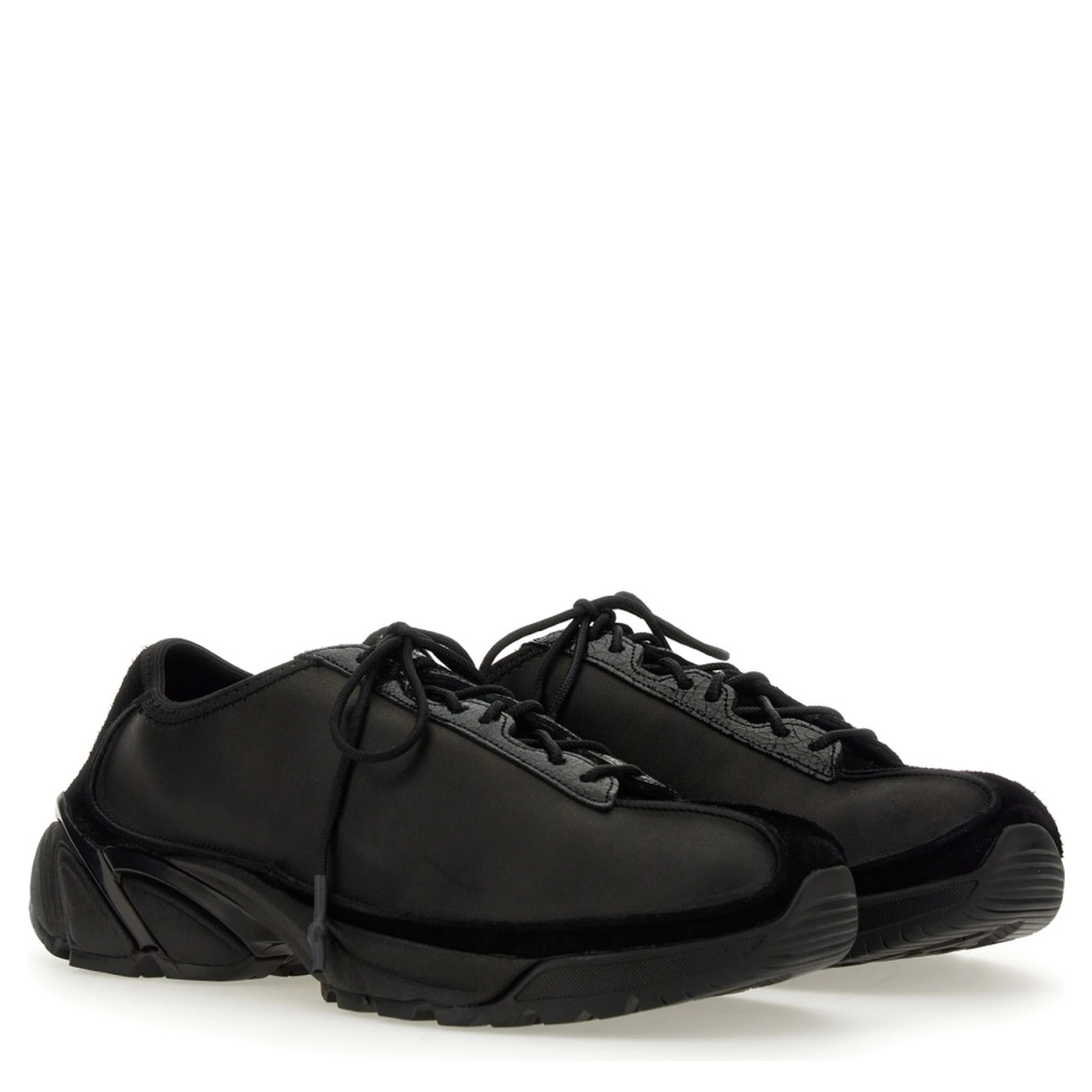 "KLOVE" SNEAKER