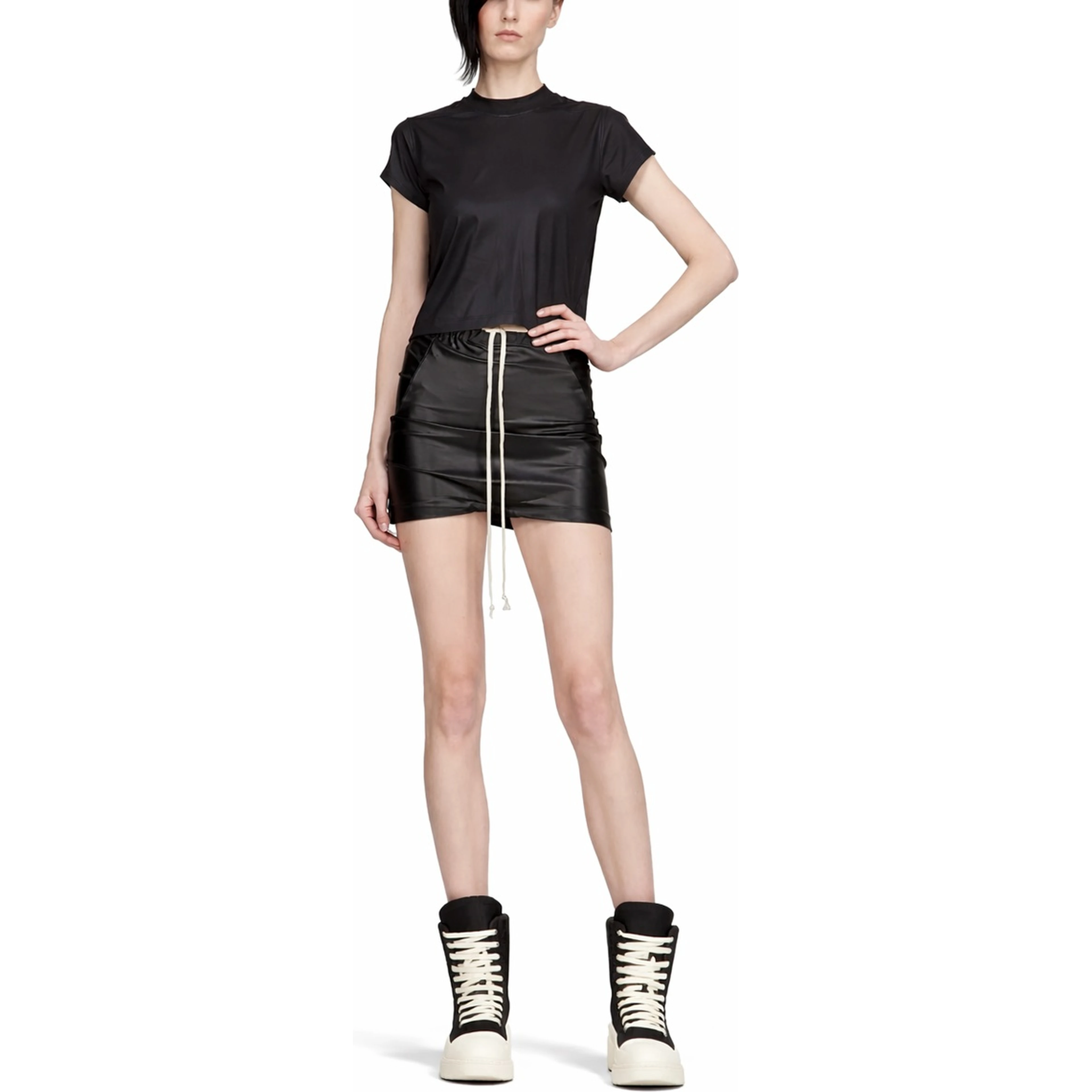 "CROPPED SMALL LEVEL T" T-SHIRT