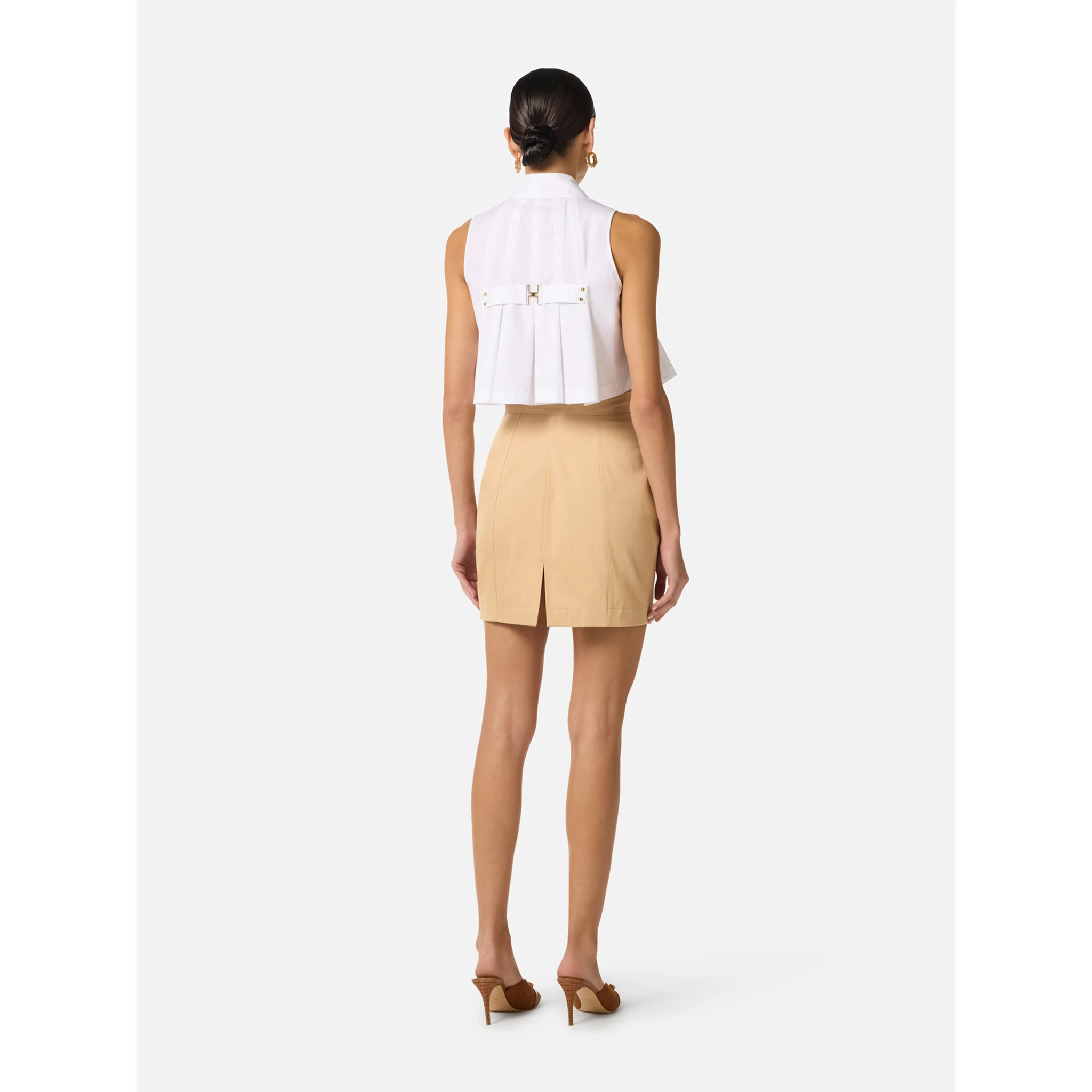 تنورة إليزابيتا فرانشي