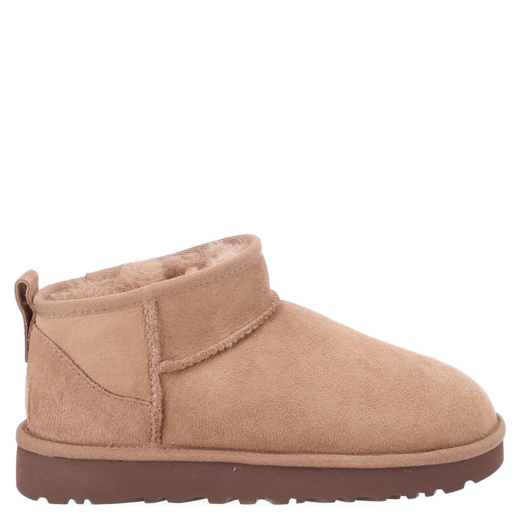 حذاء "كلاسيك ألترا ميني"