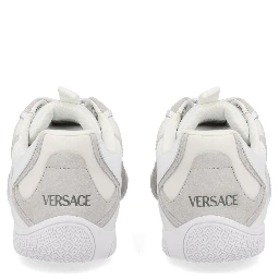 حذاء رياضي "جالاكسيا"