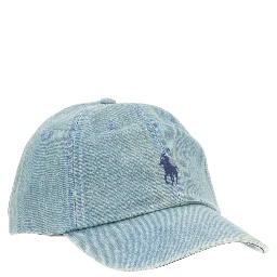 قبعة بيسبول بشعار