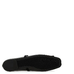 راقصة الباليه "زينا"