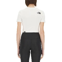 تيشيرت قصير