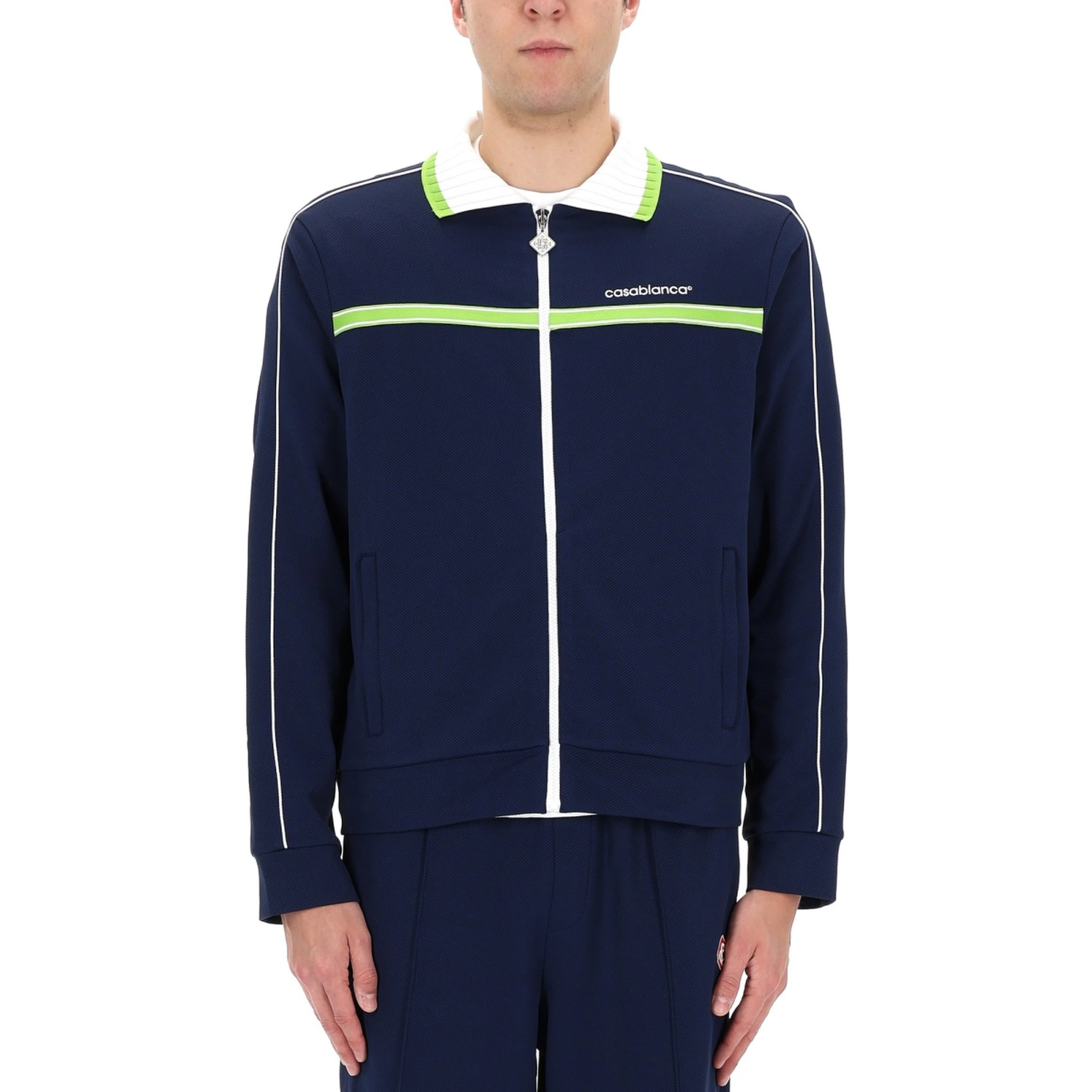 ZIP SWEATSHIRT.