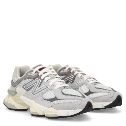حذاء رياضي "9060"