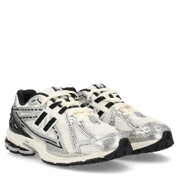 SNEAKER "1906R"