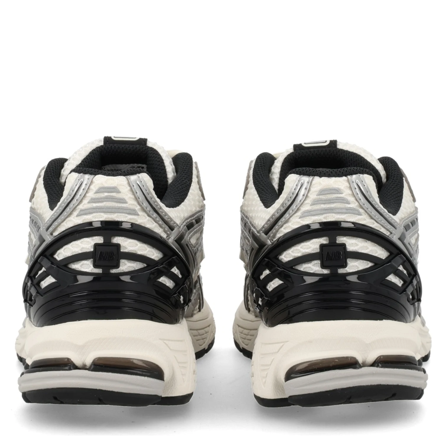 SNEAKER "1906R"