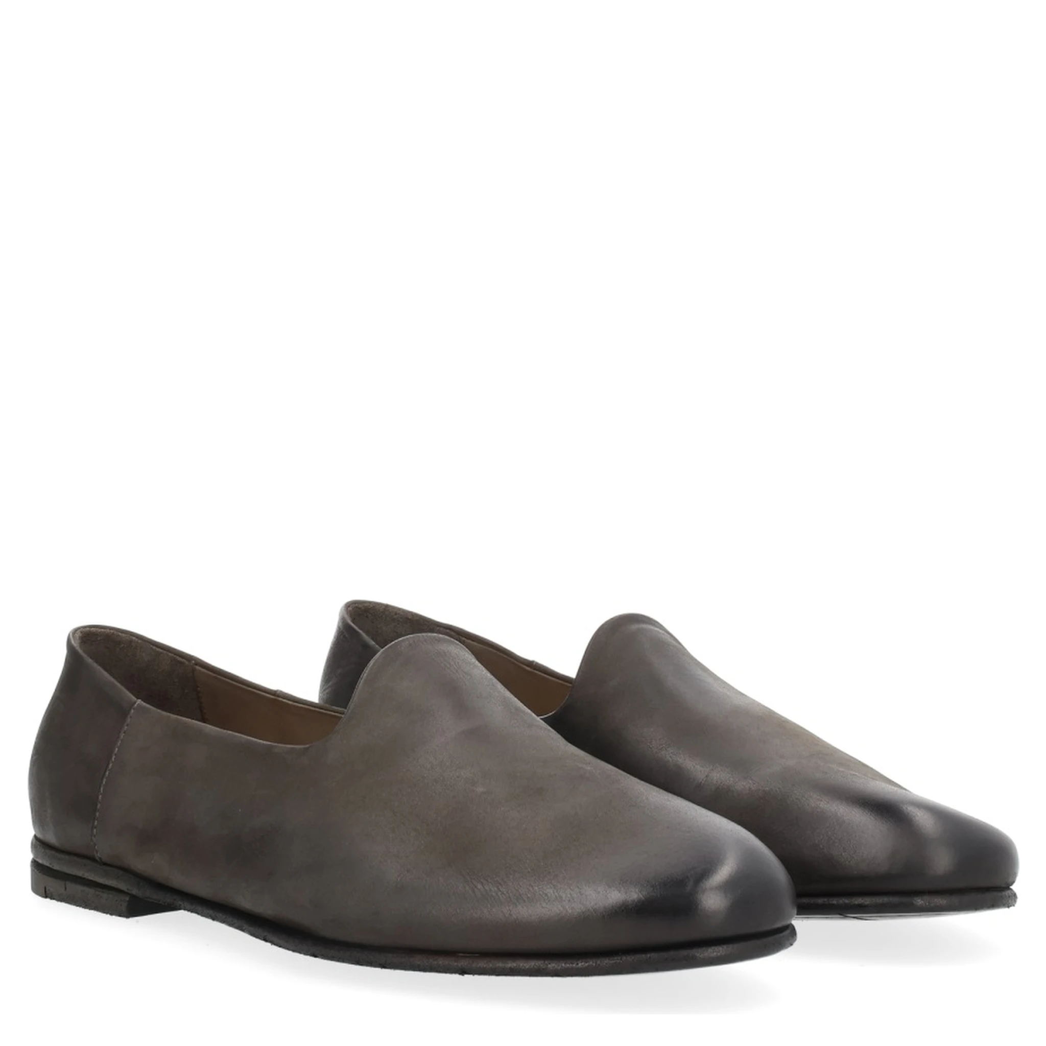 LEATHER LOAFER
