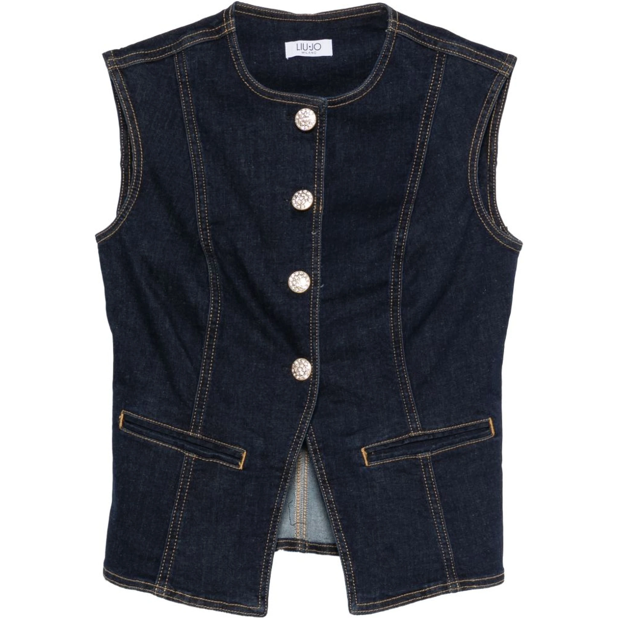 جاكيتات ليو جو الزرقاء