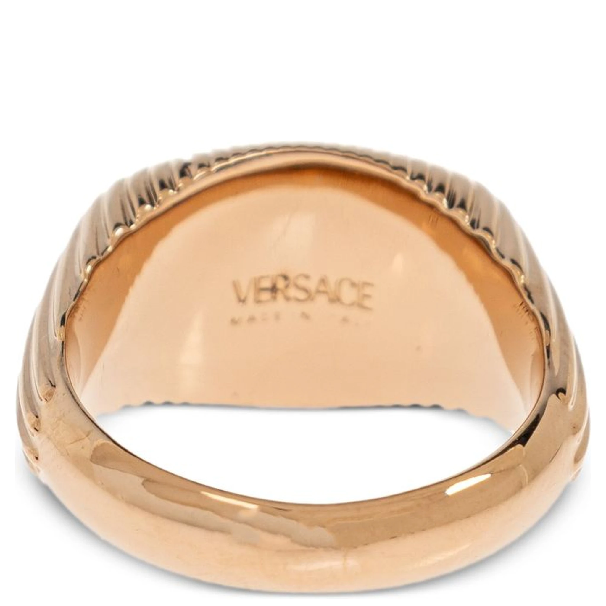 مجوهرات فيرساتشي الذهبية