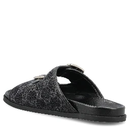 صنادل غوتشي