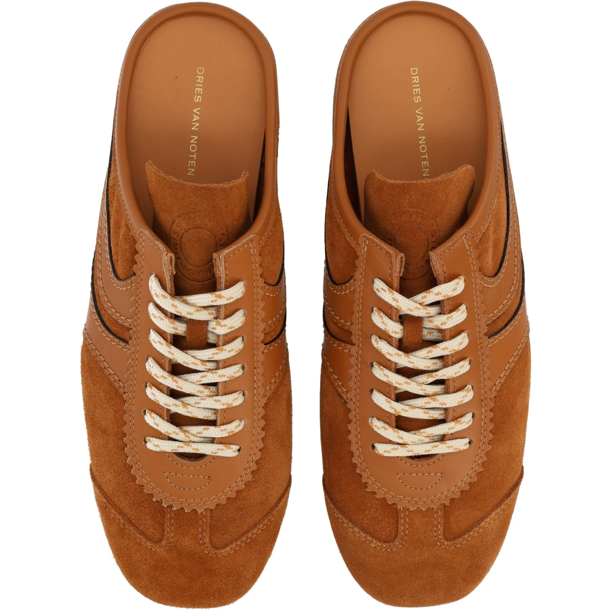 SLIP-ON SNEAKER