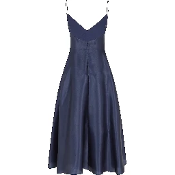 فستان من الأورجانزا الثلاثية