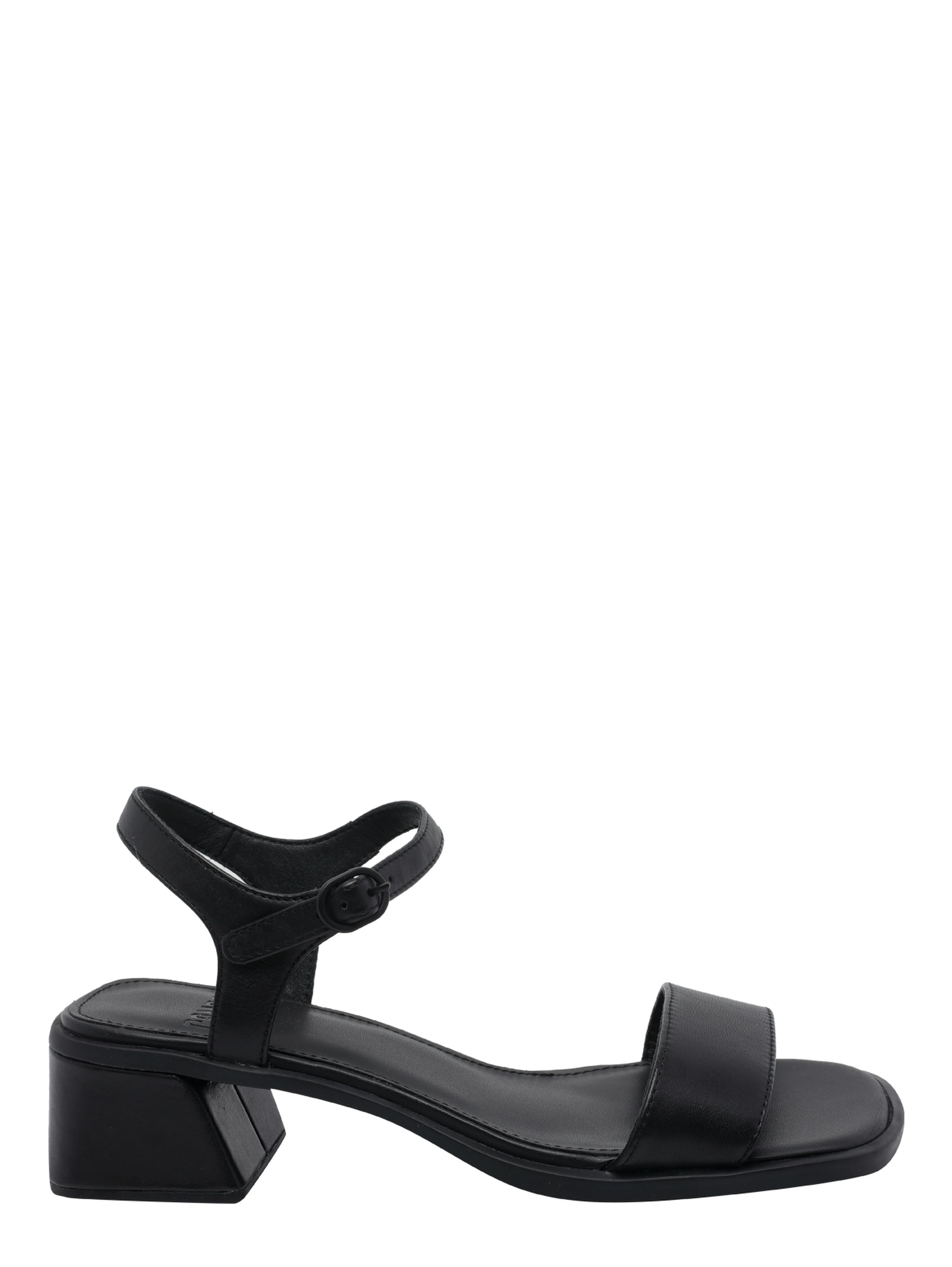 Camper With Heel Black