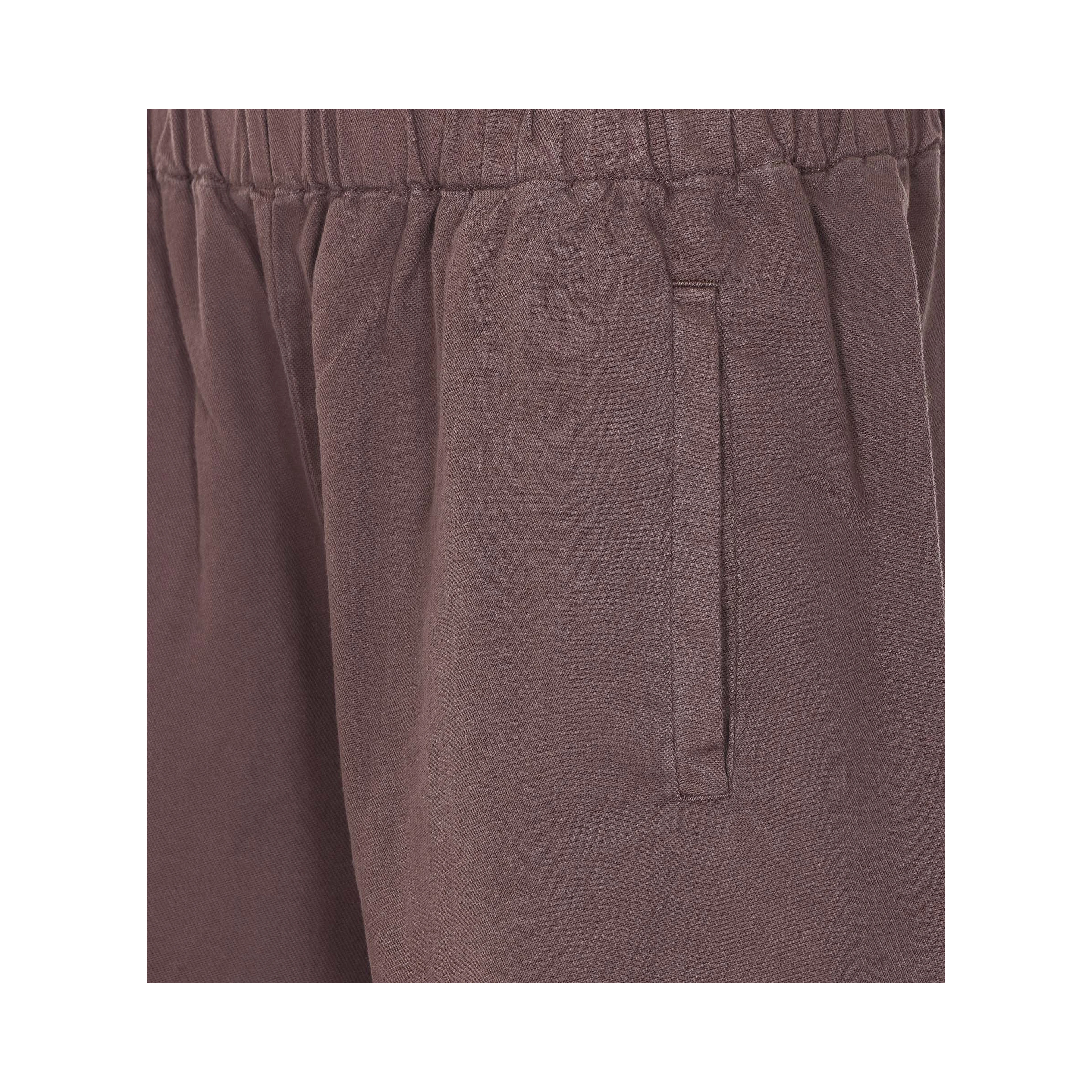 TRUE AVENUE Trousers Brown