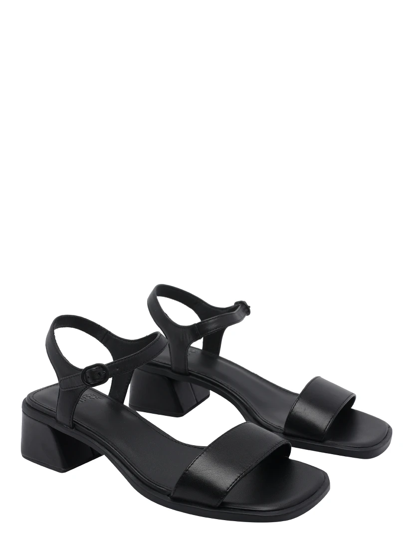 Camper With Heel Black