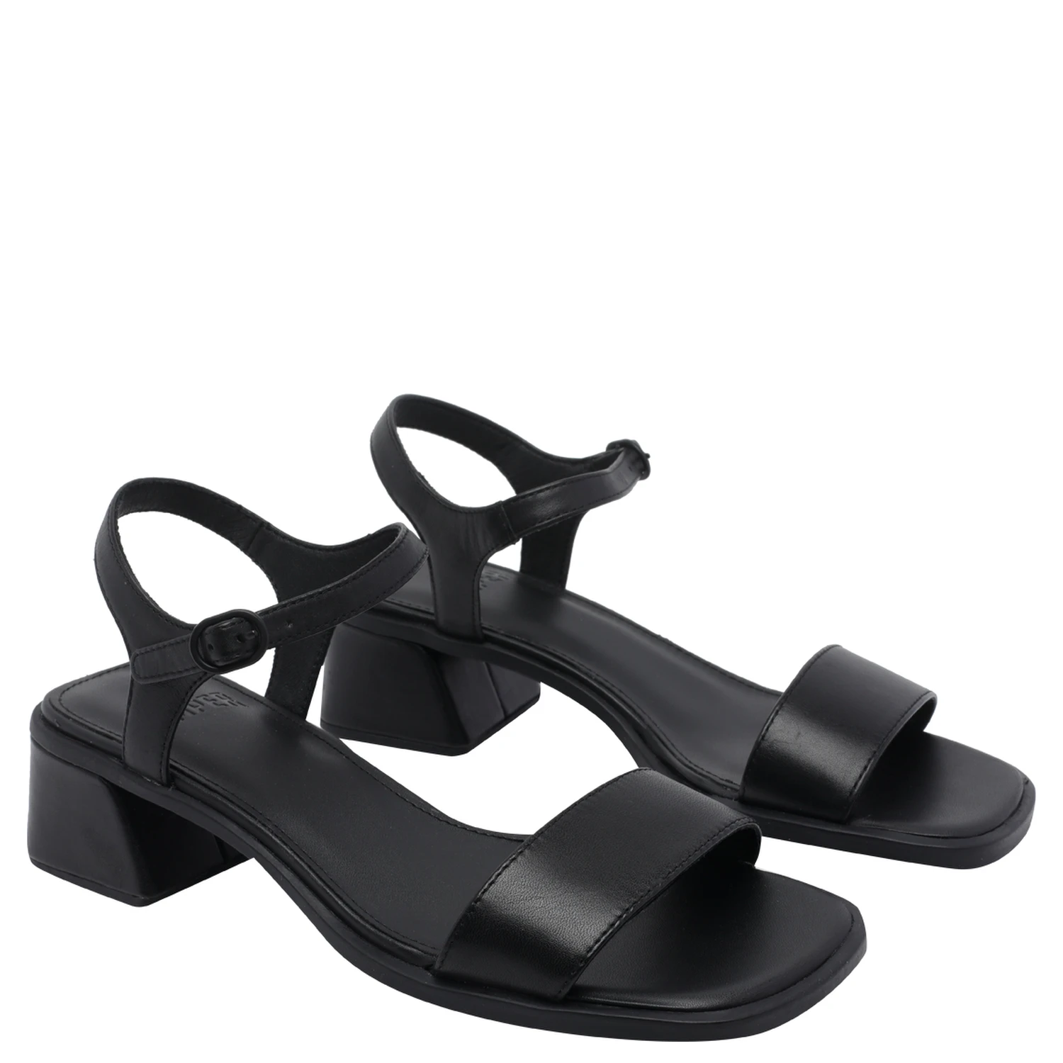 Camper With Heel Black