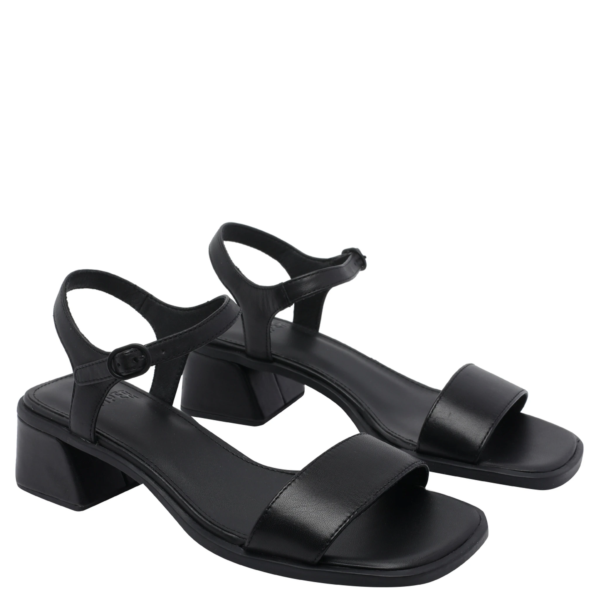 Camper With Heel Black